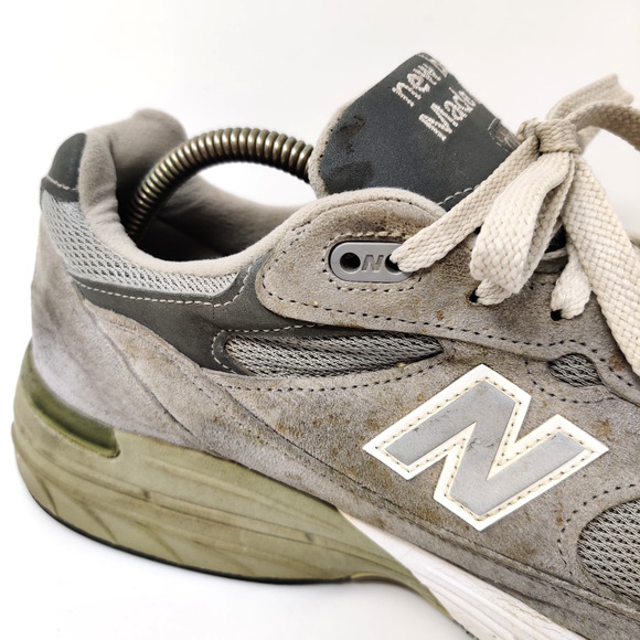 Athletic_Shoes
